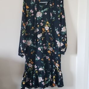 Floral midi self tie navy dress